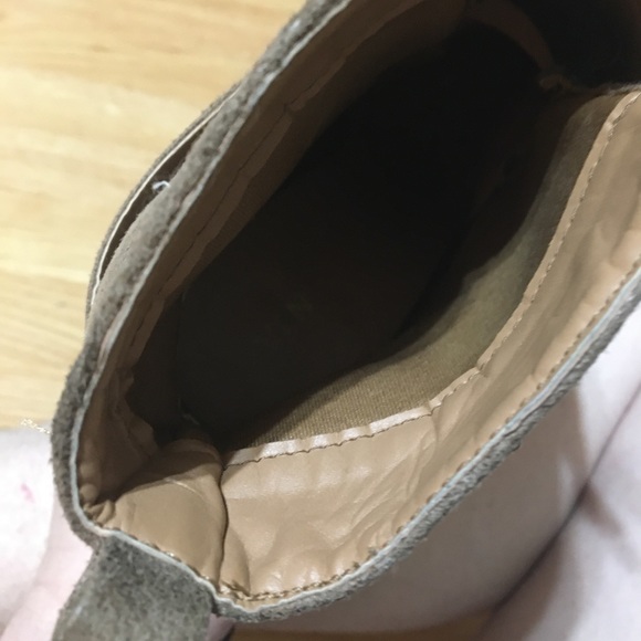 Booties for women size 7.5 M - Picture 6 of 7